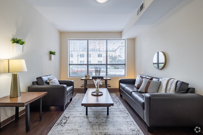 4BR, 4BA - 1476SF - One12 Courtland