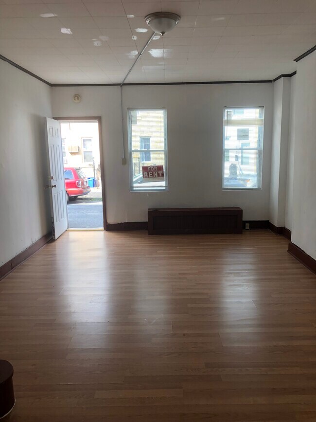 Photo - 1838 E Wensley St