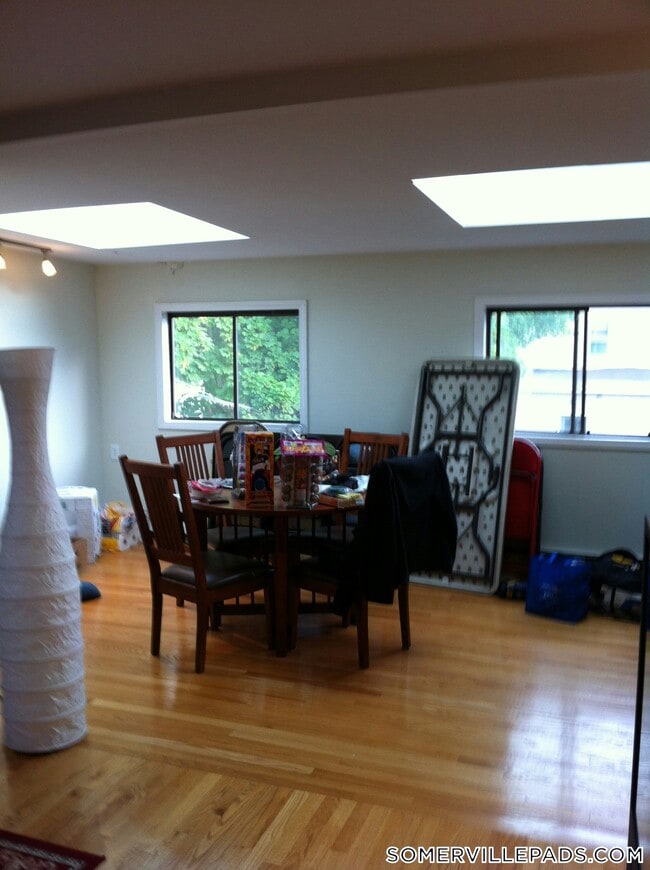 Photo - 10 Evergreen Ave Unit 3