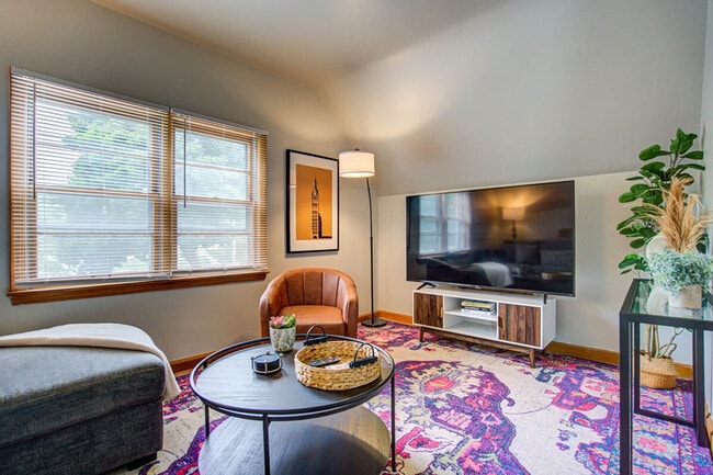 Photo - 3120 S 30th St Unidad ID1377384P