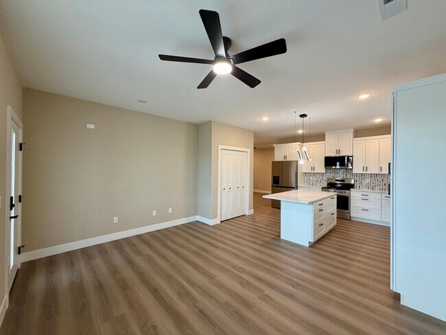 Photo - 5313 W Jay St