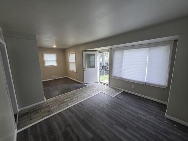Photo - 9252 Minock St