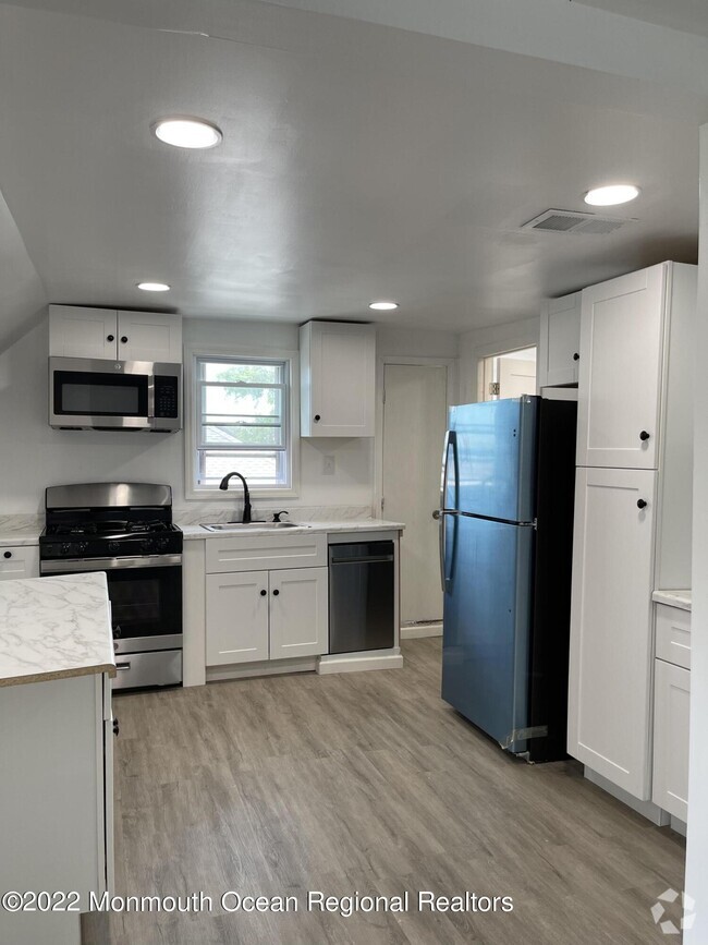 Building Photo - 309 2nd Ave Rental