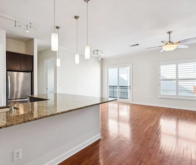 2950 McKinney Ave Unidad ID11405