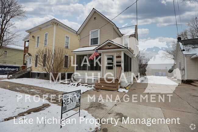 Building Photo - 944 Muskegon Ave NW Unit #1 Rental