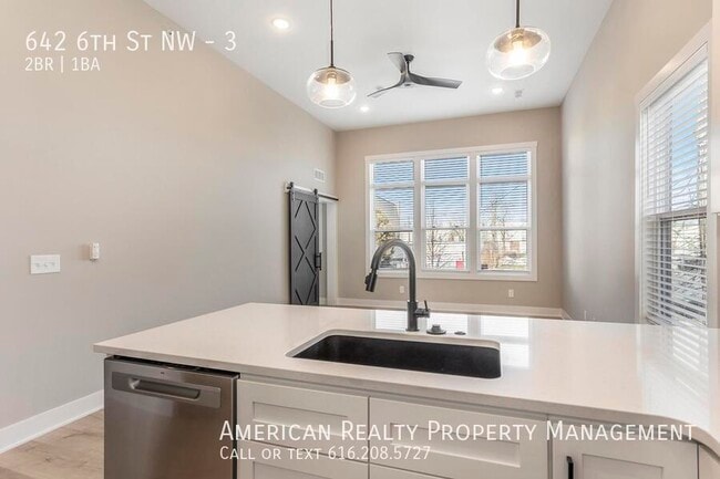 Photo - 642 6th St NW Unidad 3