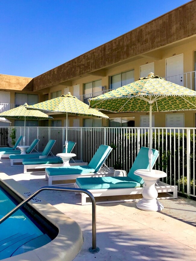 Whispering Palms Apartment Homes Boca Raton, FL