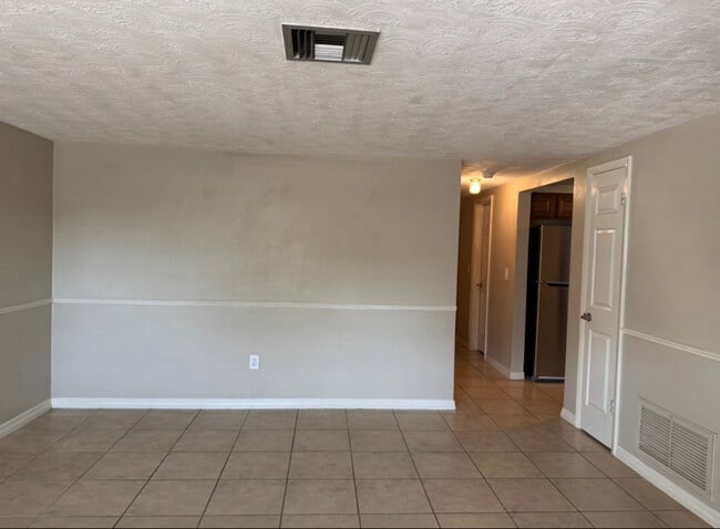 Photo - 3509 Nixon Rd