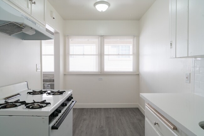 Photo - 22719 Del Valle St Unidad E