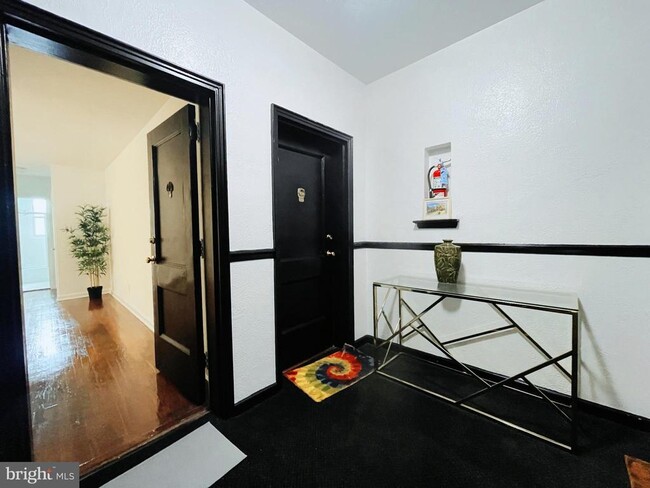 Building Photo - 4029 Benton St NW Unit 201 Rental