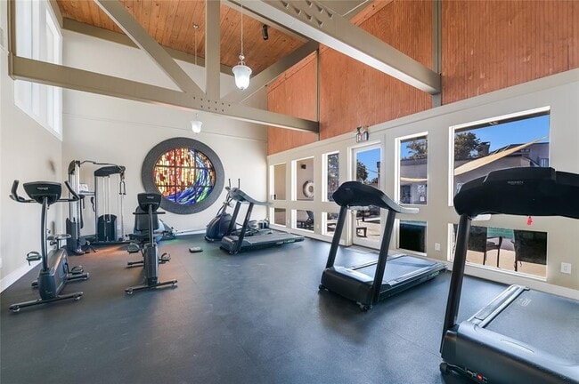 Photo - 935 La Posada Dr Unidad 126