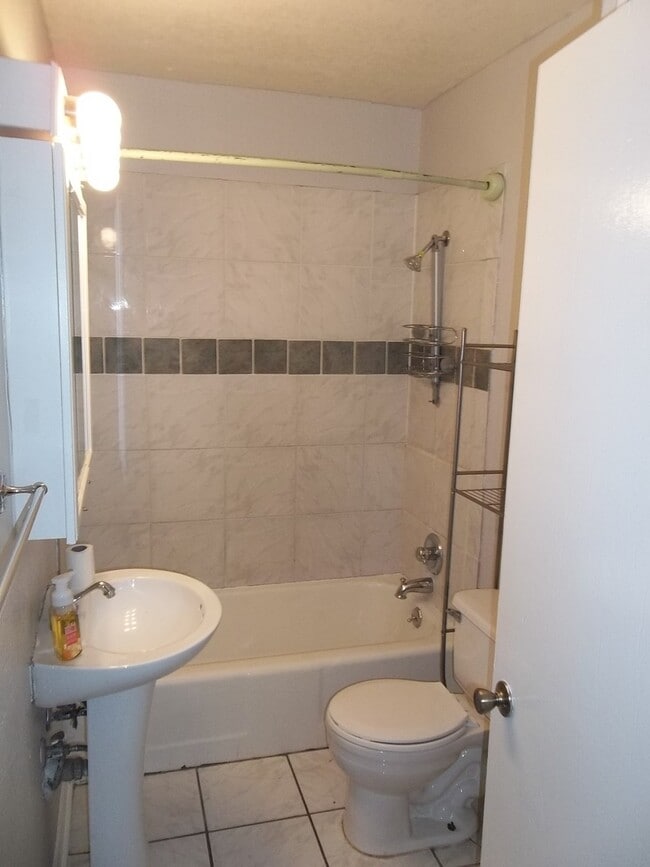 Photo - 2 BEDROOM, NEAR UMHB