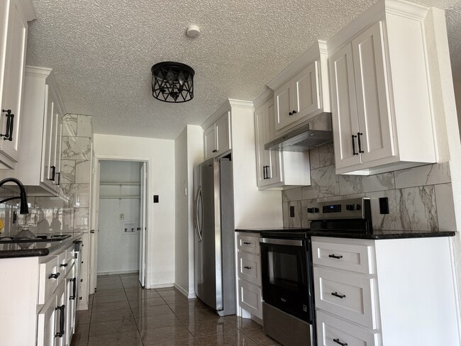 Photo - 2506 Boyd Ave