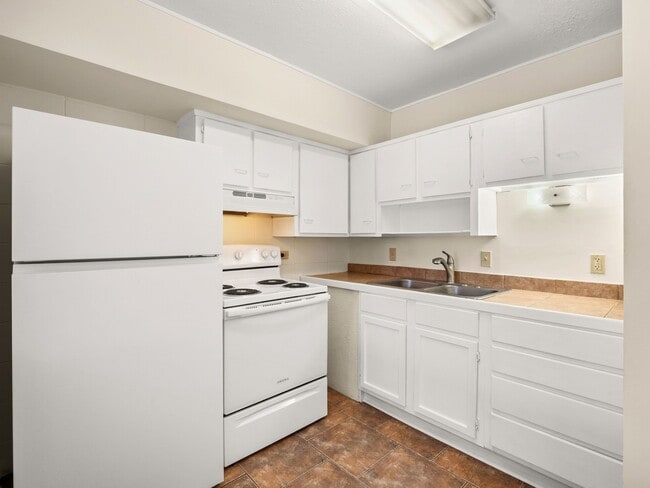 Photo - 710 Iris St Unit 108