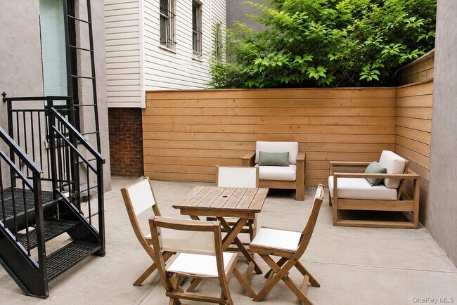 Photo - 297 Clifton Pl Unit 1