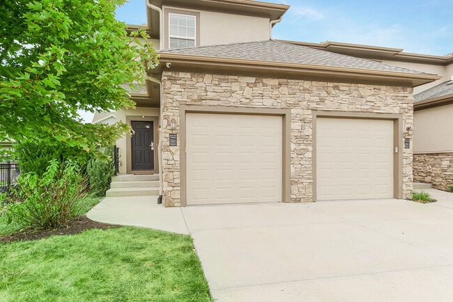 Prairie Pines Townhomes