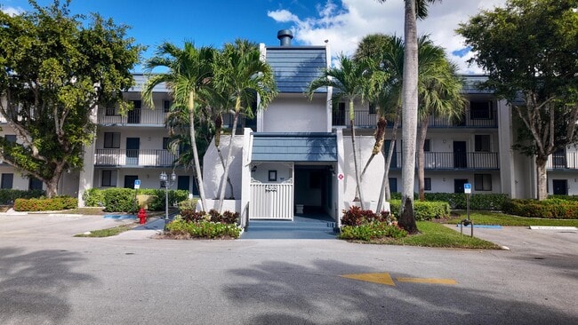 Building Photo - 4363 Trevi Ct Unit 203