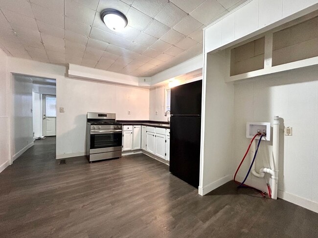 Photo - Four Bedroom Home in Northwest Grand Rapids - Rent Special!