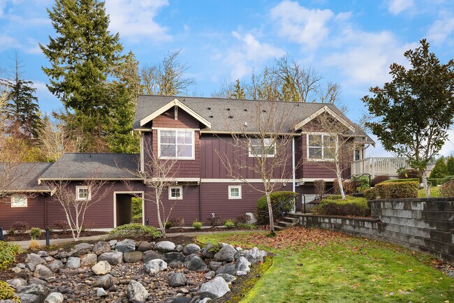 Photo - 1936 NE Kincaid Walk Unidad R42