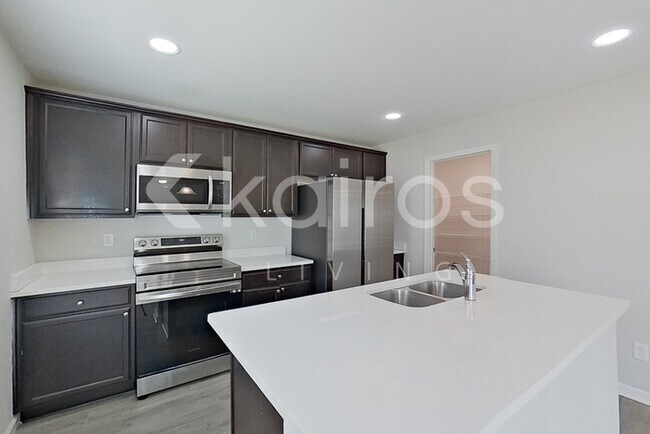 Photo - 27 Duluth Dr