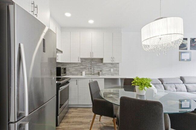 Photo - 2560 Rue Bossuet Unit 403