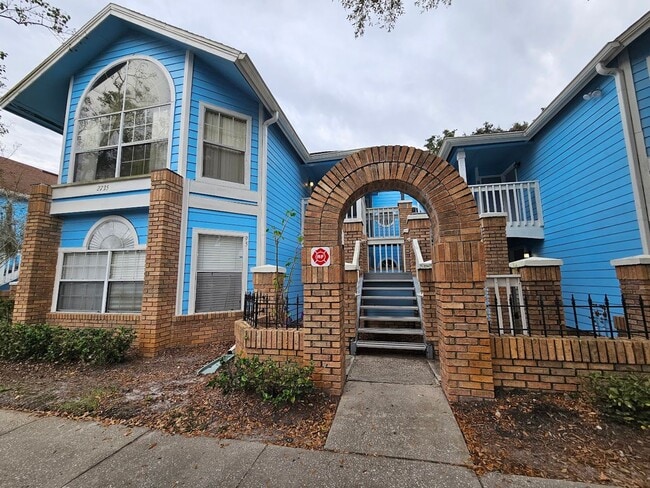 Building Photo - 2735 N Poinciana Blvd