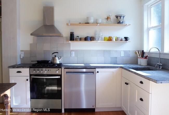 Photo - 203 Big Woods Rd