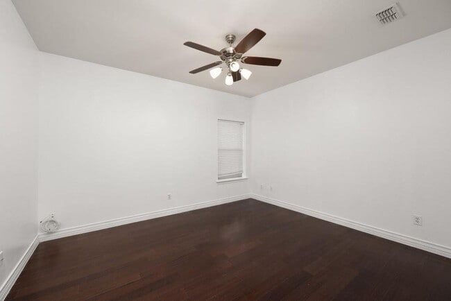 Photo - 3003 S I Lane Unit A