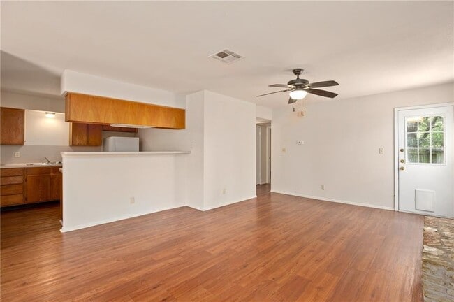 Photo - 12809 Copper Cliff Ave