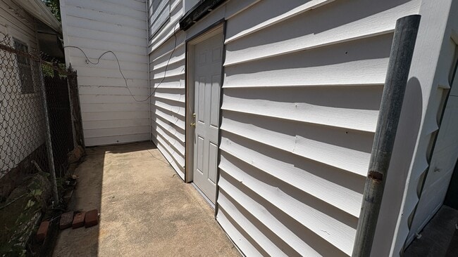 Photo - 523 E Harrison Ave