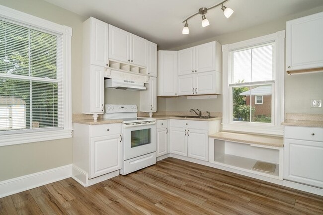 Photo - 632 E Market St