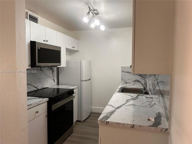 Photo - 7231 Miami Lakes Dr Unidad C20