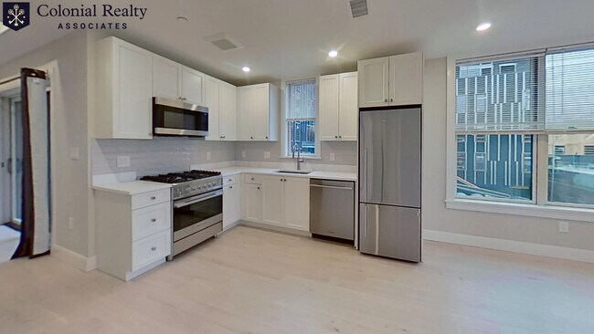 Photo - 197 Green St Unidad 305