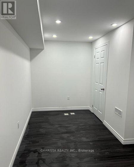 Photo - 1334 Apollo St