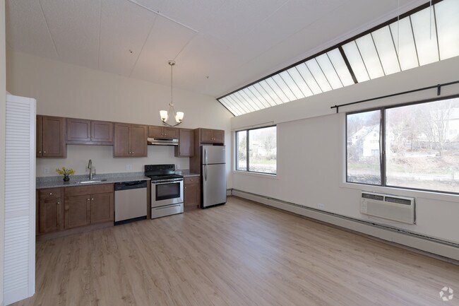 Windjammer Cove Apartments
