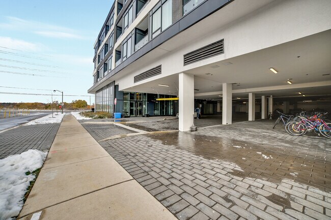 Photo - 2489 Taunton Rd Unit 413