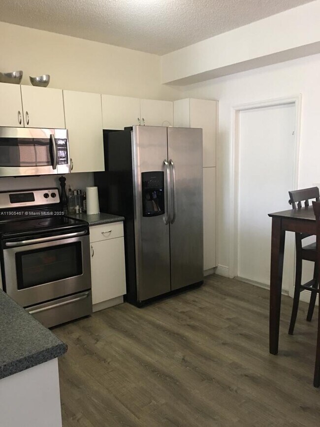 Photo - 3870 San Simeon Cir