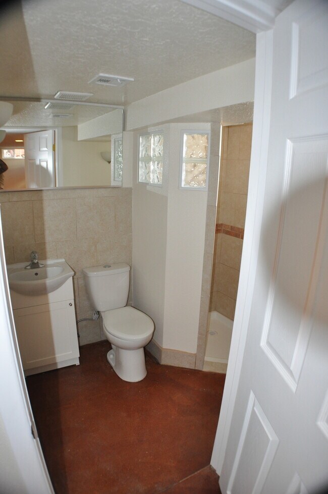 Photo - Beautiful 4 bedroom home