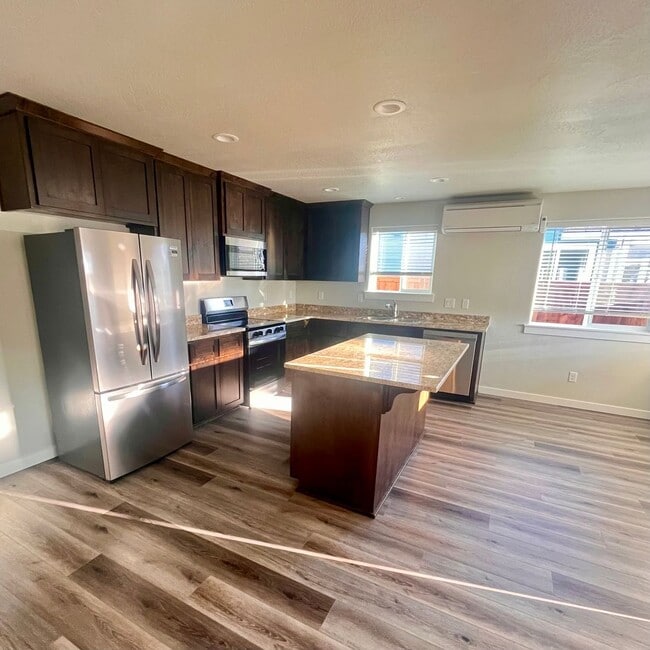 Photo - New Construction Medford/Central Point Area - Close to all Everything !