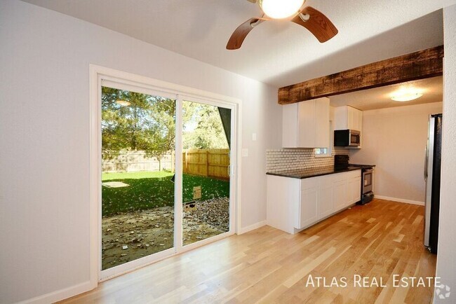 Building Photo - Stunning 3-Bedroom Home in Boulder!