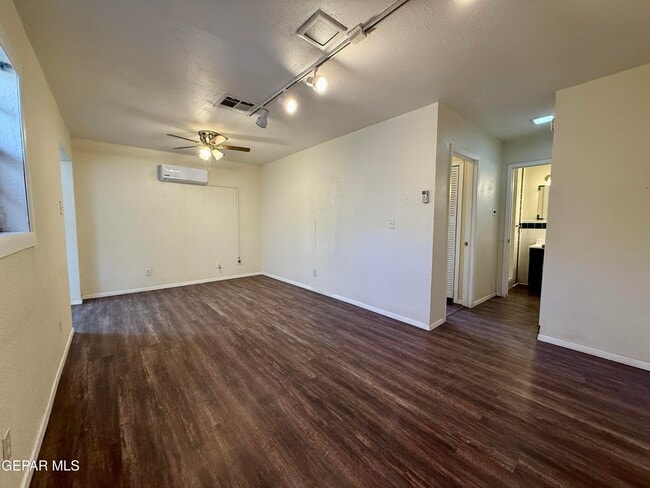 Photo - 2612 San Jose Ave