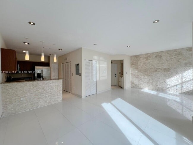 Photo - 8800 NW 97th Ave Unit 204
