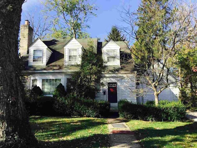 Photo - Beautiful 3 BR Home Near Bryan Park - Available July 2026!