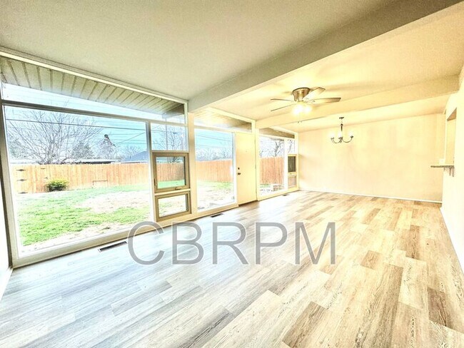 Photo - 2514 47th St