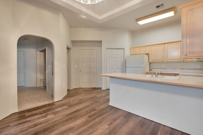 Courtland Place - Courtland Place Apartments
