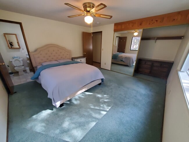 Building Photo - 14579 Crossroads Loop Rental