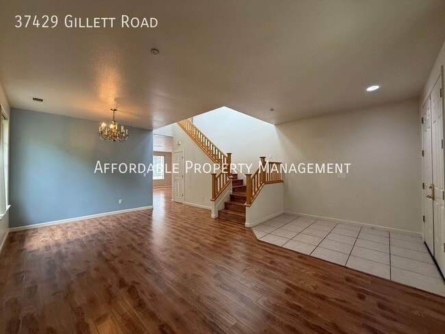 37429 Gillett Rd