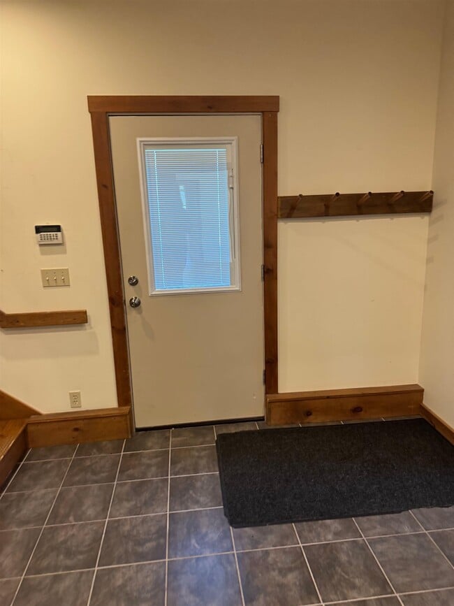 Photo - 670 Dodge Hollow Rd