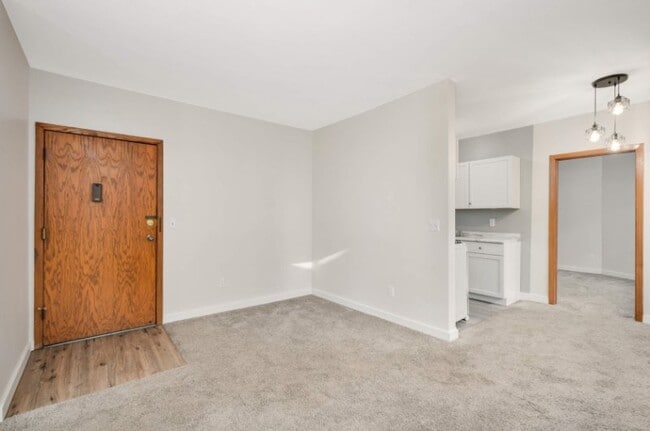 Photo - 3212 Fremont Ave S Unit 302