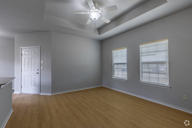 2BR, 1BA - 900SF - Living Room